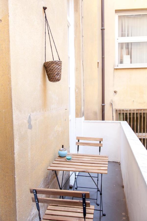 Niu Lux Apartments Genua Exterior foto