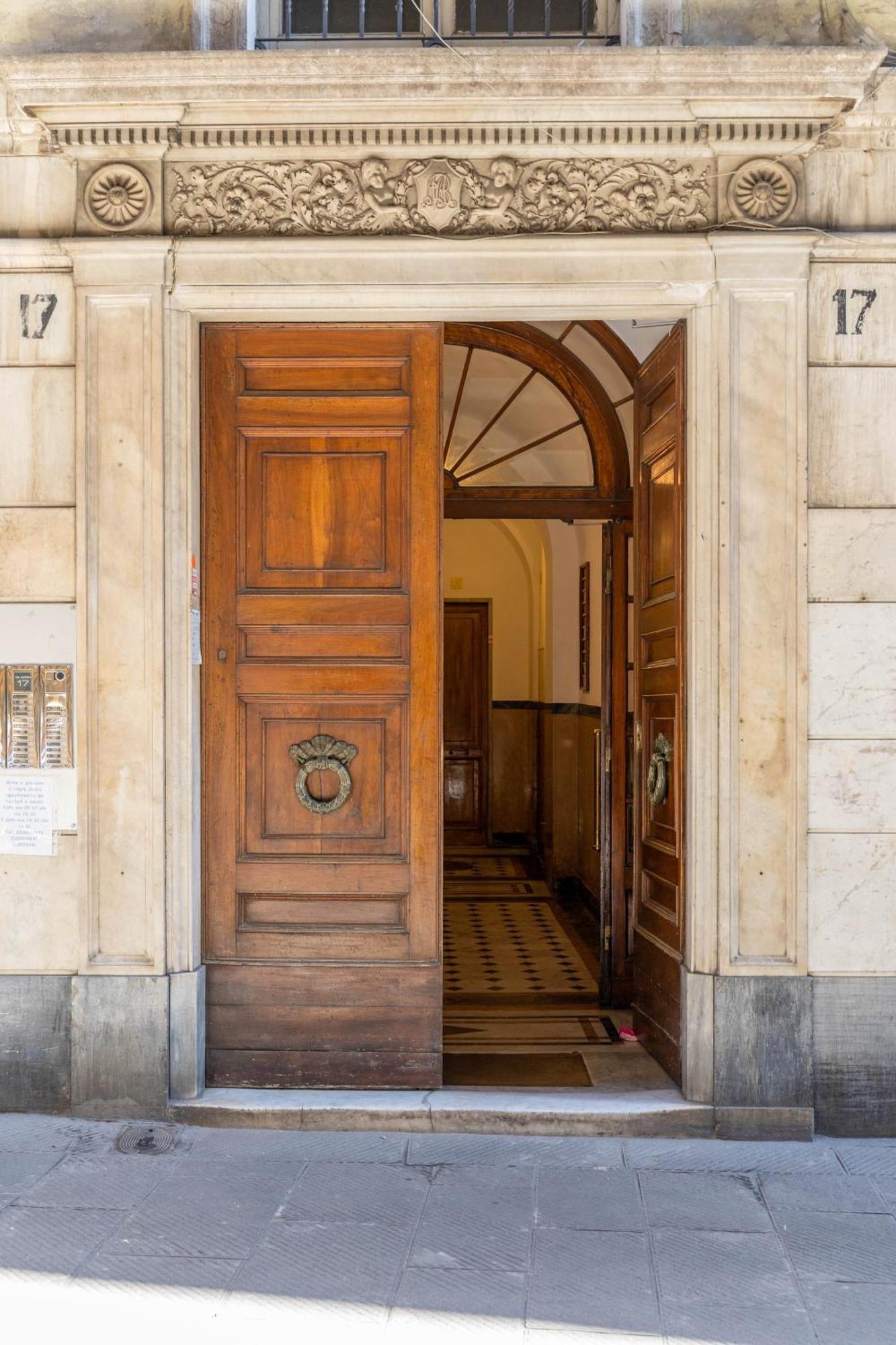 Niu Lux Apartments Genua Zimmer foto